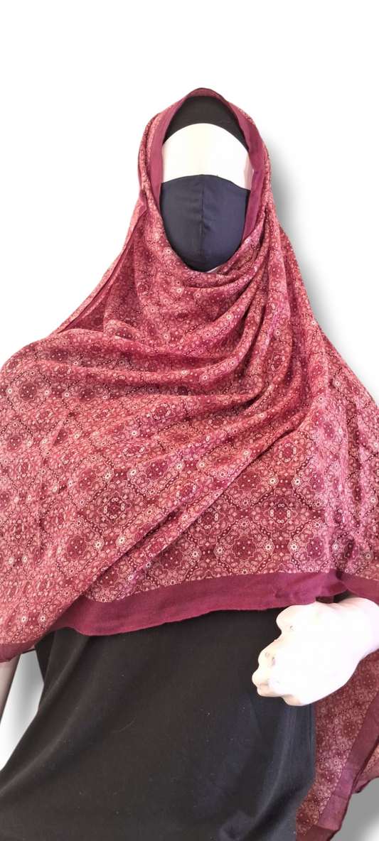 Al Ayza Imported Light Wavy Machine Printed Hijab – Elegant Soft Fabric | Premium Modest Wear | Premium Box Pack (Red Print)